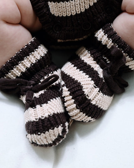 KNITTED BOOTIES | TIRAMISU