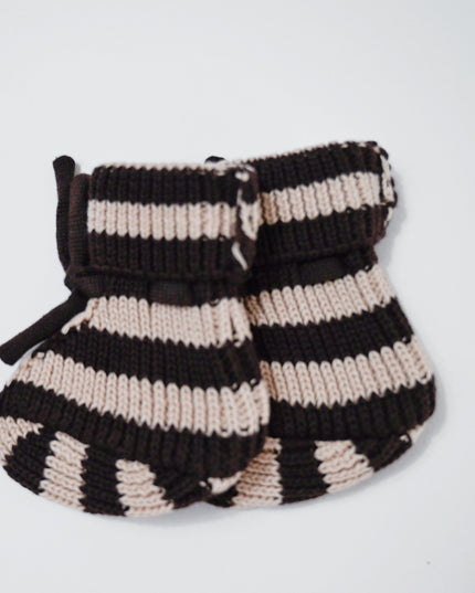KNITTED BOOTIES | TIRAMISU