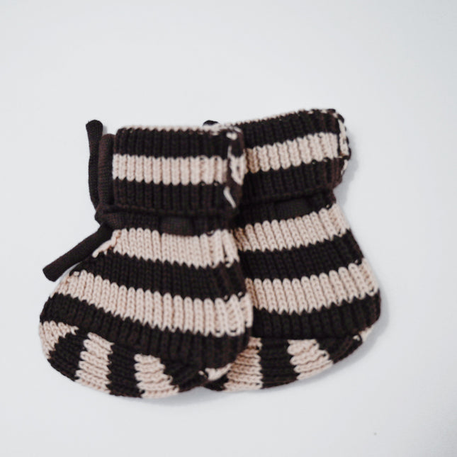 KNITTED BOOTIES | TIRAMISU