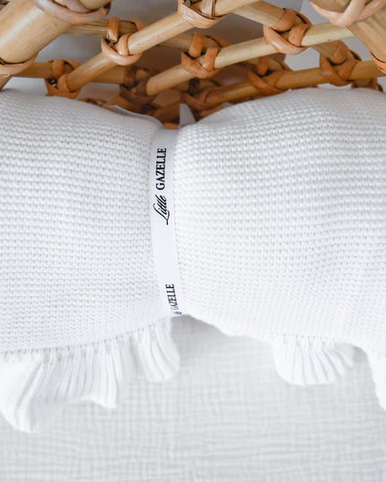 MARSHMALLOW KNIT BLANKET