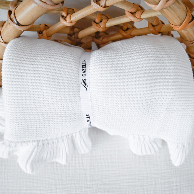 MARSHMALLOW KNIT BLANKET